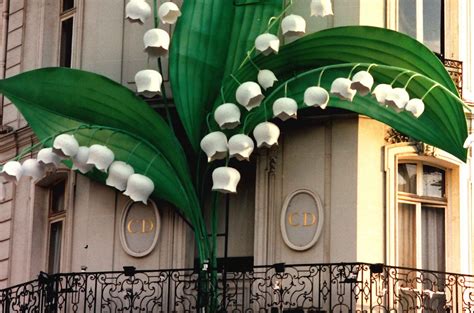 christian dior et le muguet|la galerie dior muguet.